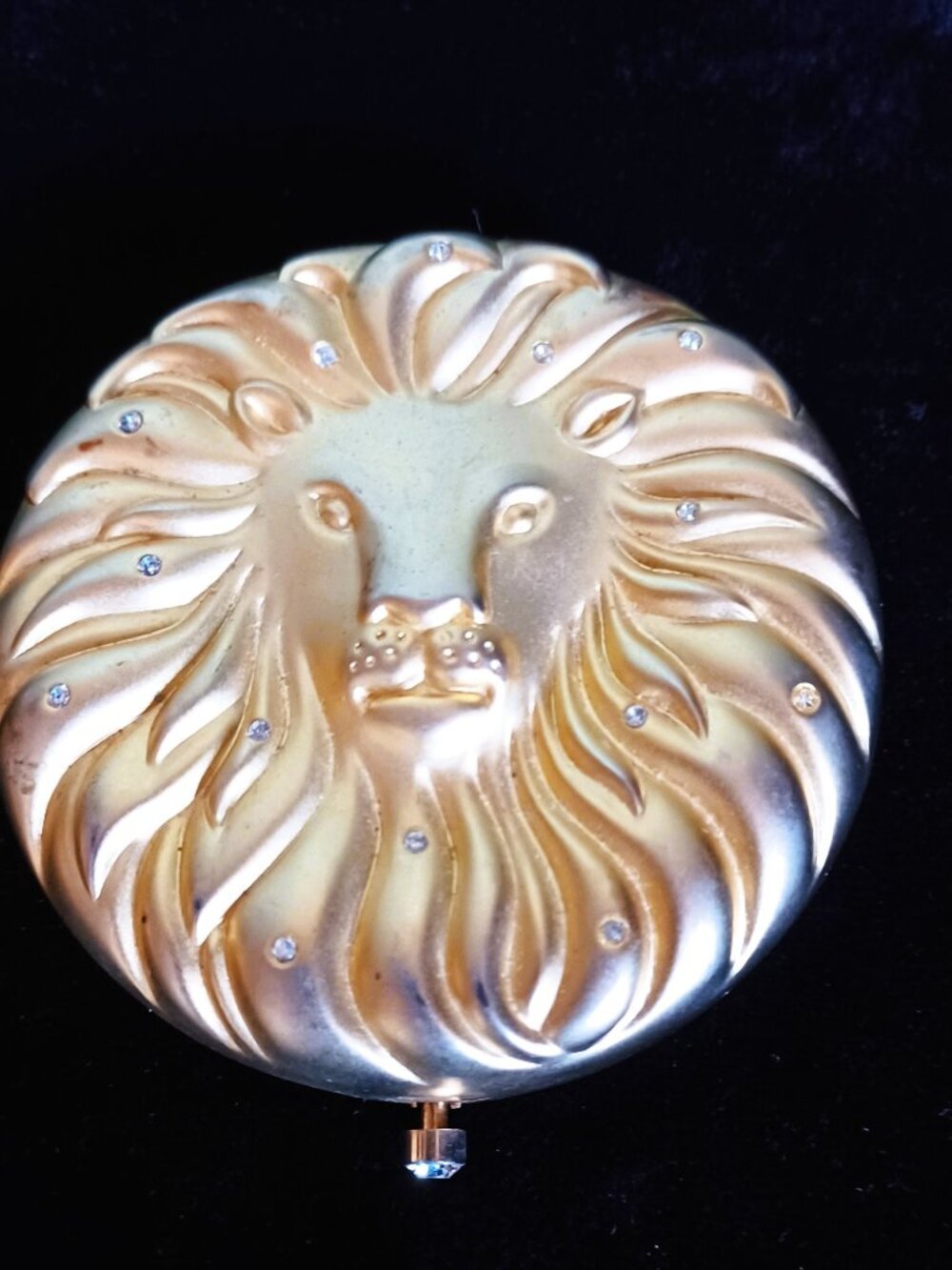 Estee Lauder Golden Leo Compact - Vintage - New Without Box